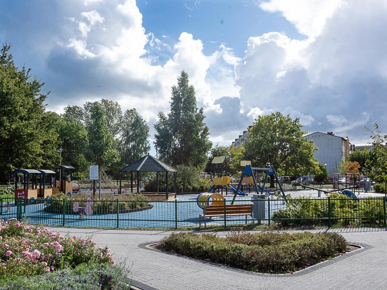 Vacationclub - Platan 2E Apartament 12 Swinoujscie Kültér fotó